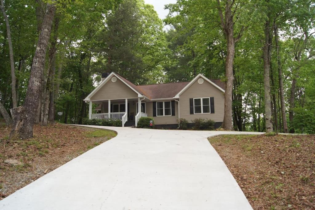 Less Than 3 Miles To Downtown With Firepit Ellijay Buitenkant foto